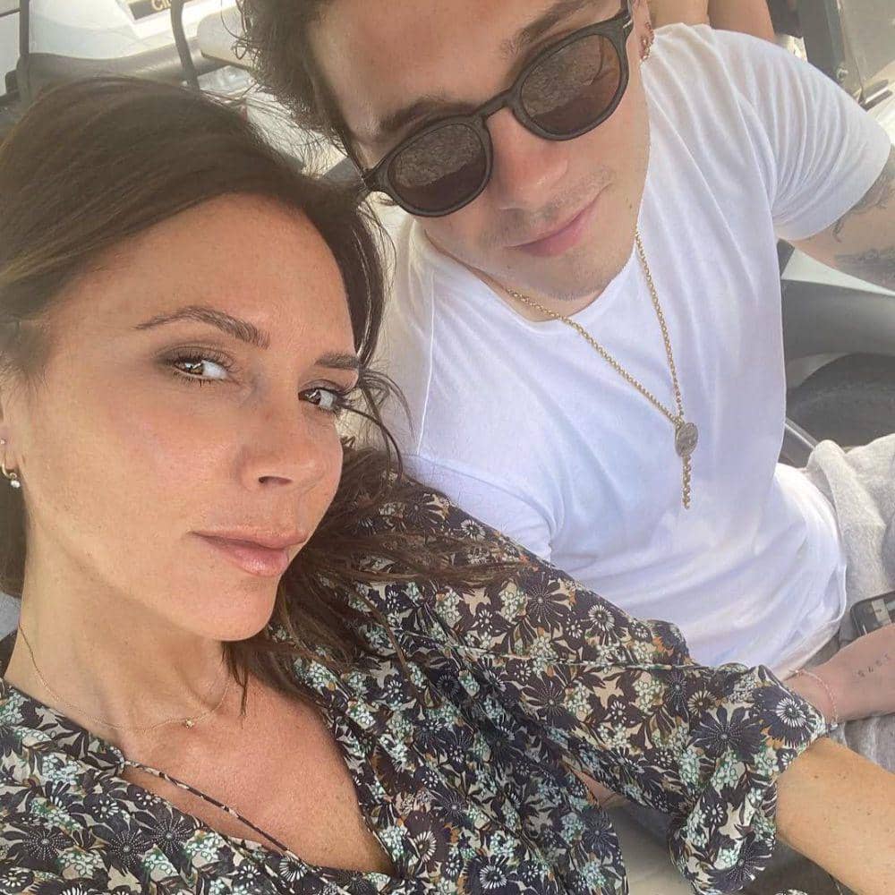 potret Victoria dan Brooklyn Beckham (instagram.com/brooklynpeltzbeckham)