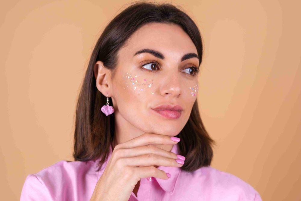 Ilustrasi gaya makeup (freepik.com/kroshka__nastya)