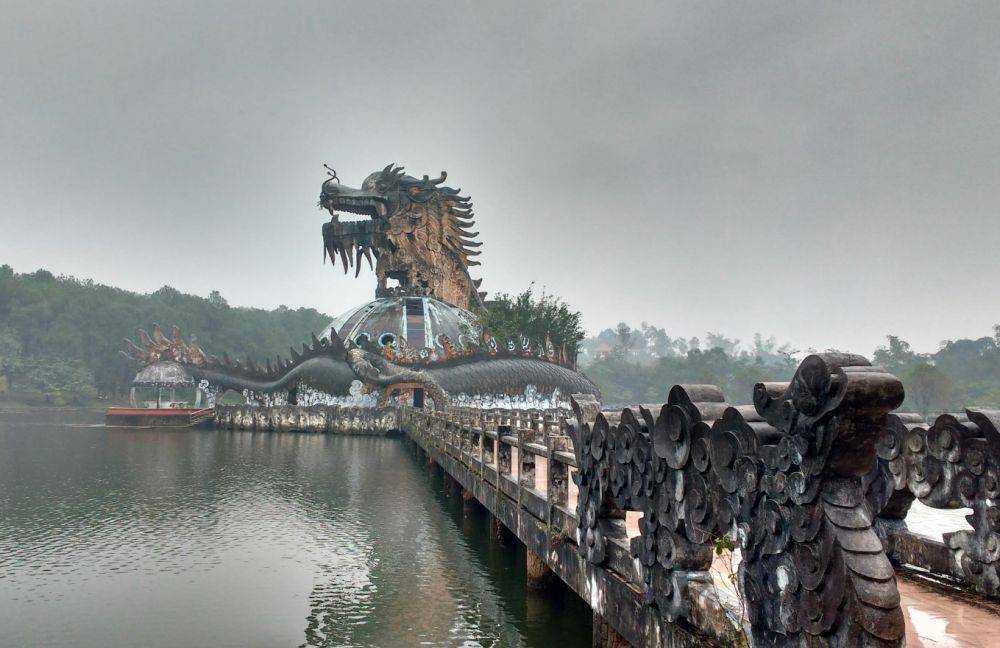 Hue, Vietnam (pexels.com/madskillz)