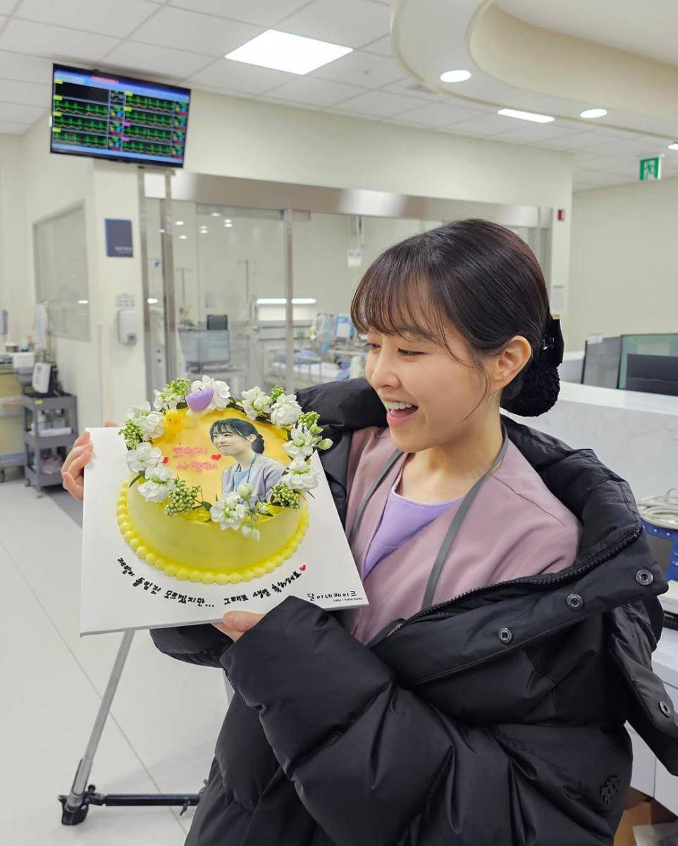 potret Park Bo Young (instagram.com/boyoung0212_official)