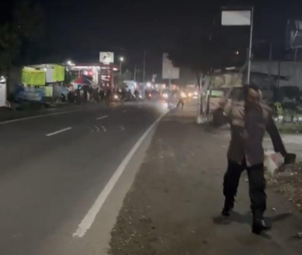 Kronologi Kericuhan Suporter di Perbatasan Malang-Kediri