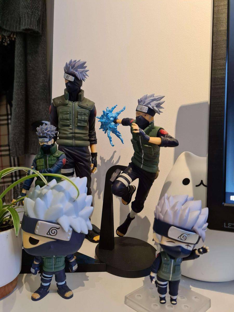 potret koleksi tim 7 dari Naruto (reddit.com/user/oh_whoknows)