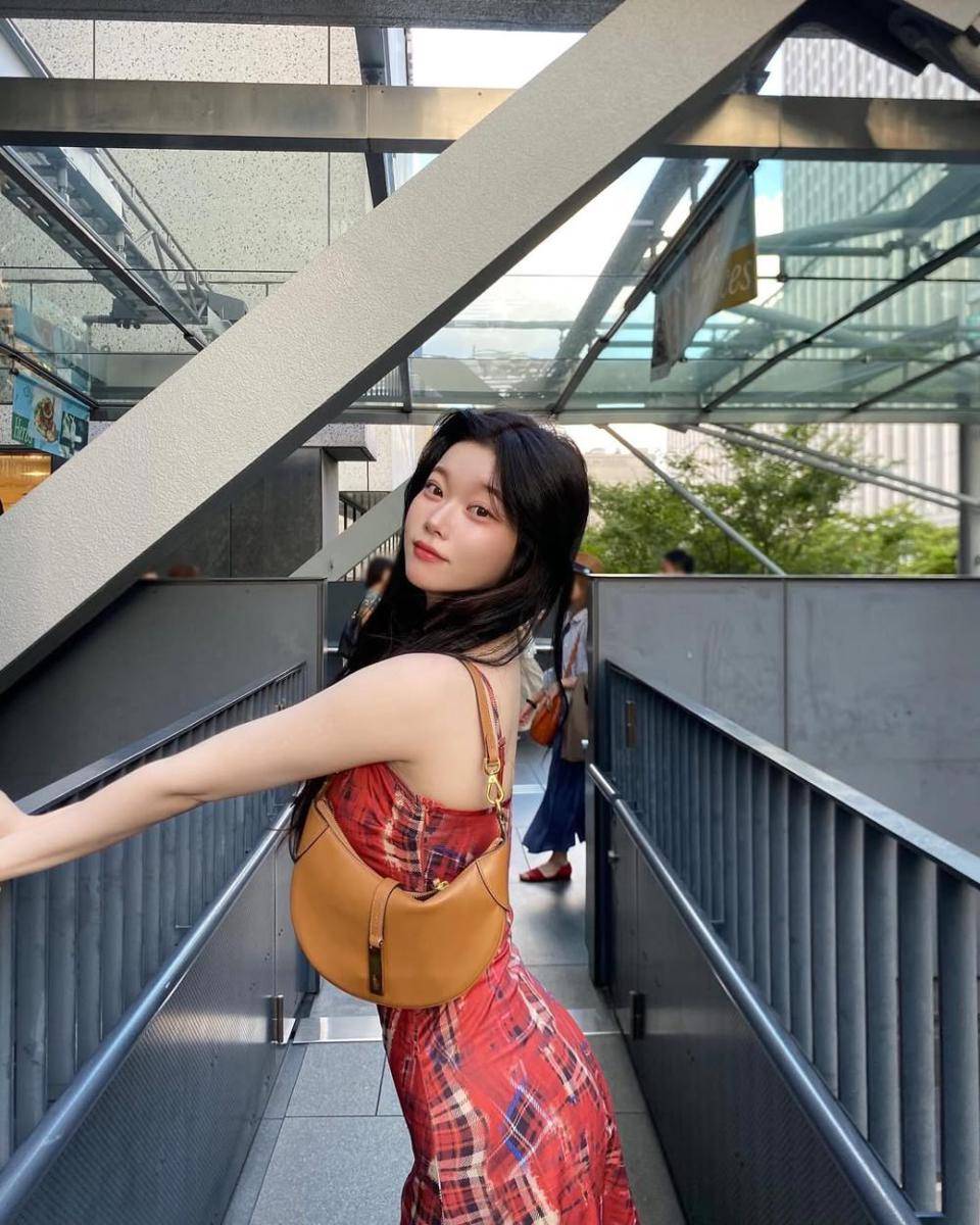 Tsuki Billlie (instagram.com/billlie.official)