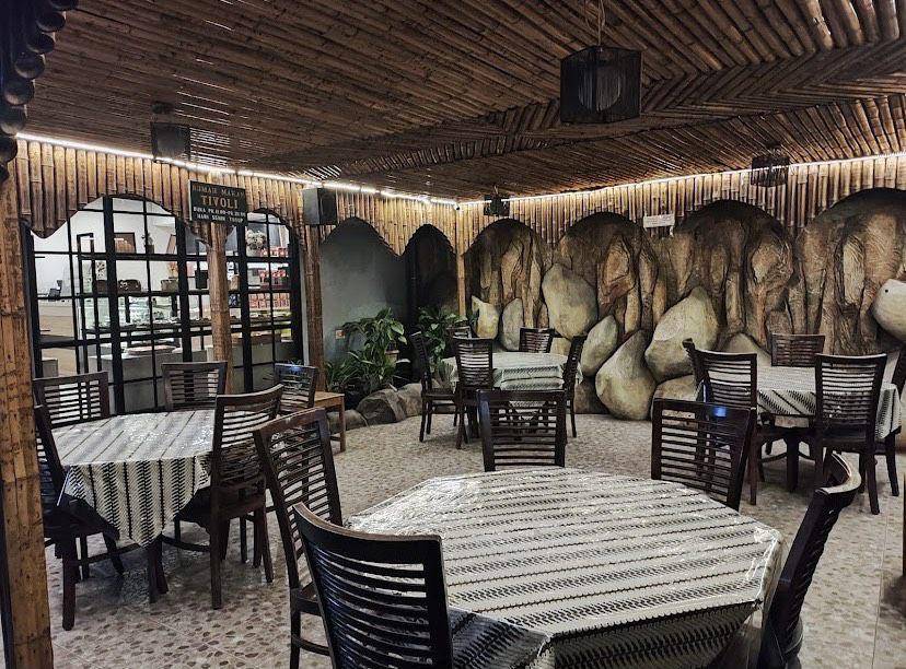 Rumah Makan Tivoli (google.com/maps/Yohannes David)