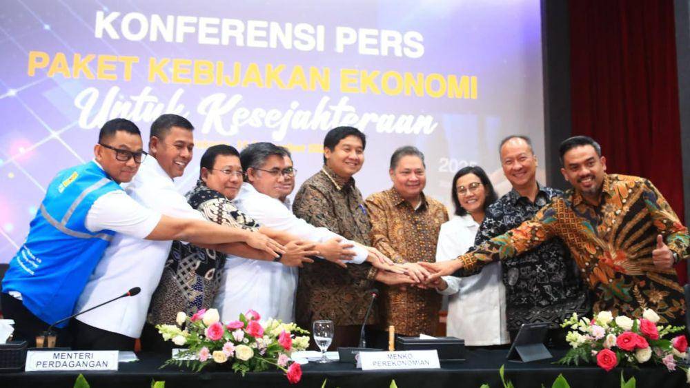Konferensi Pers Paket Kebijakan Ekonomi. (dok. PLN)