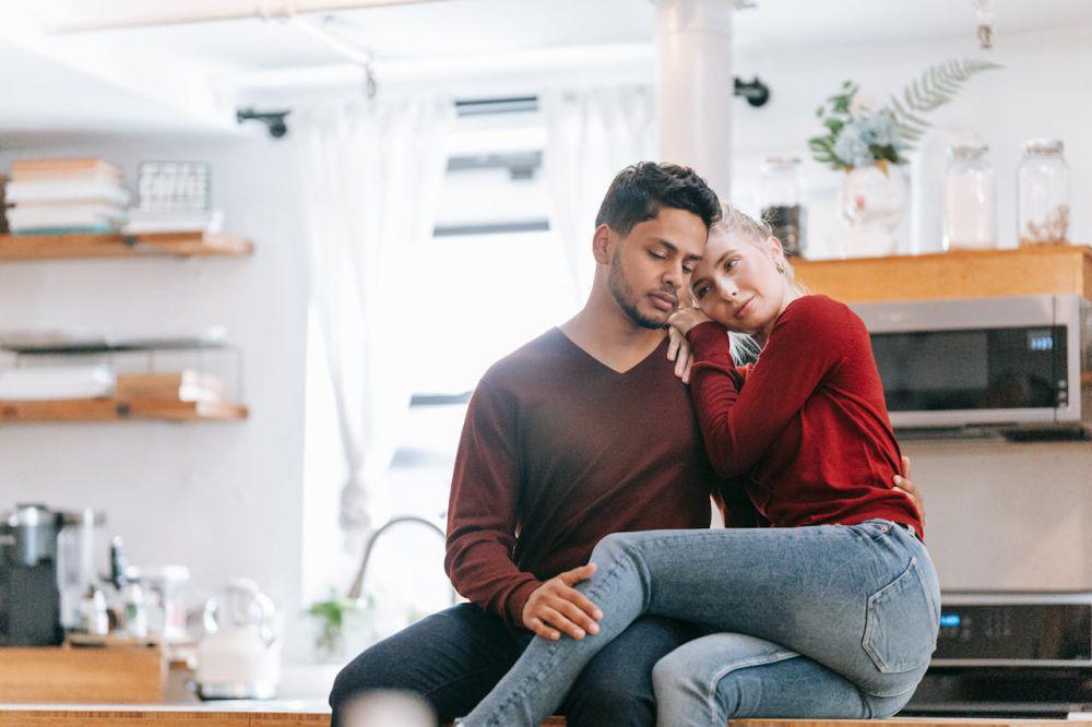7 Tanda Pacar Berpengaruh Buruk, Masih Mau Lanjut?