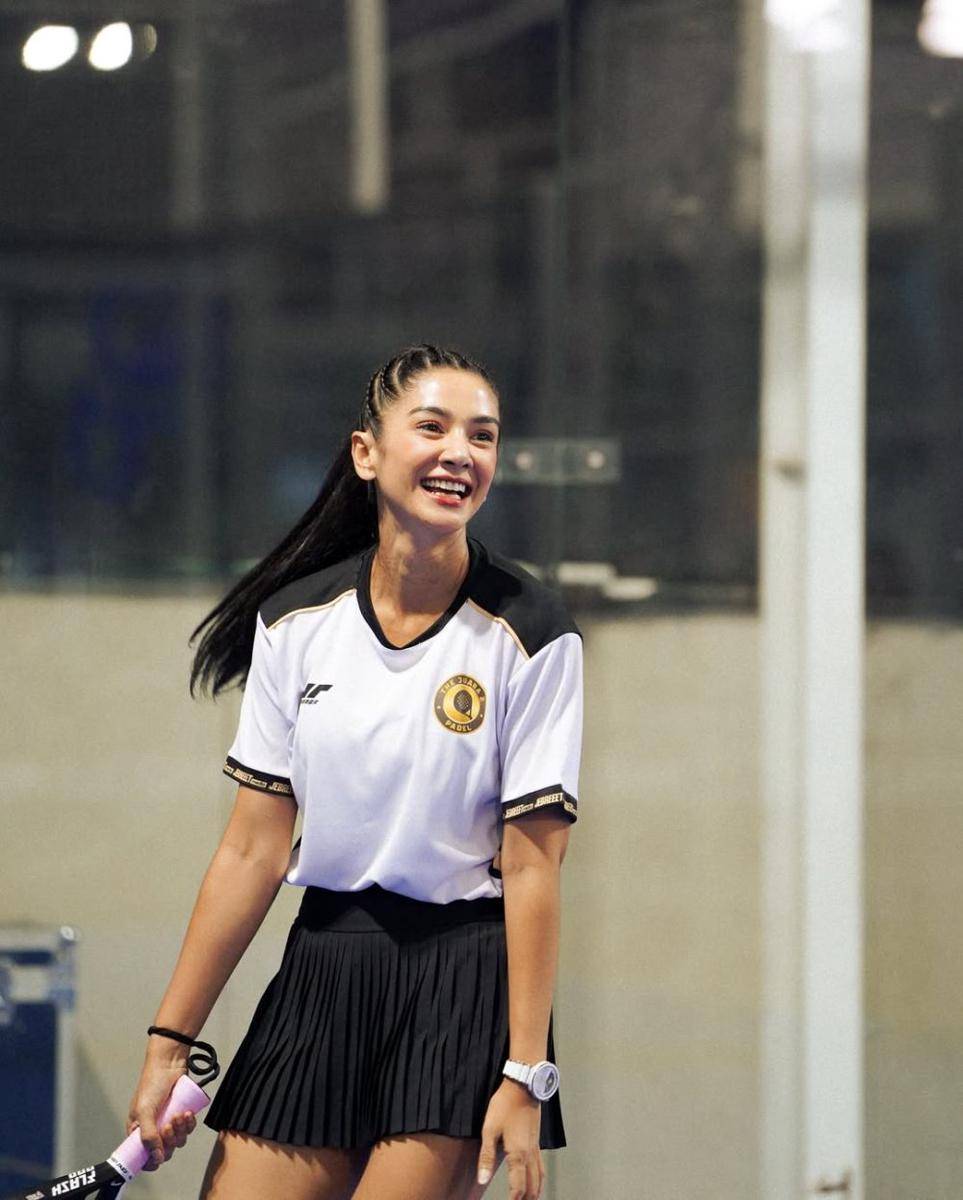 Fanny Ghassani bermain padel (instagram.com/fannyghassani)