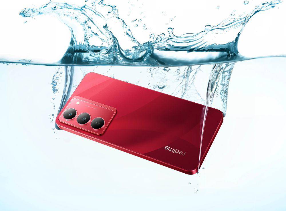 ilustrasi realme 14X 5G yang bersertifikasi IP68  (realme.com)