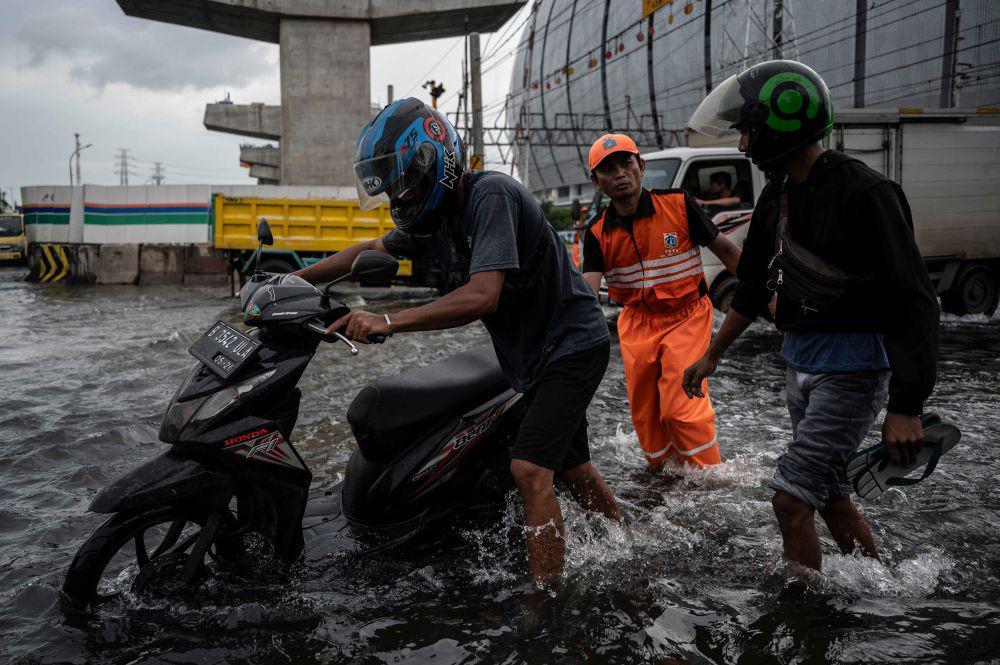 BPBD Jakarta: Banjir Rob di Jakut Mulai Surut, 3 RT Masih Terendam