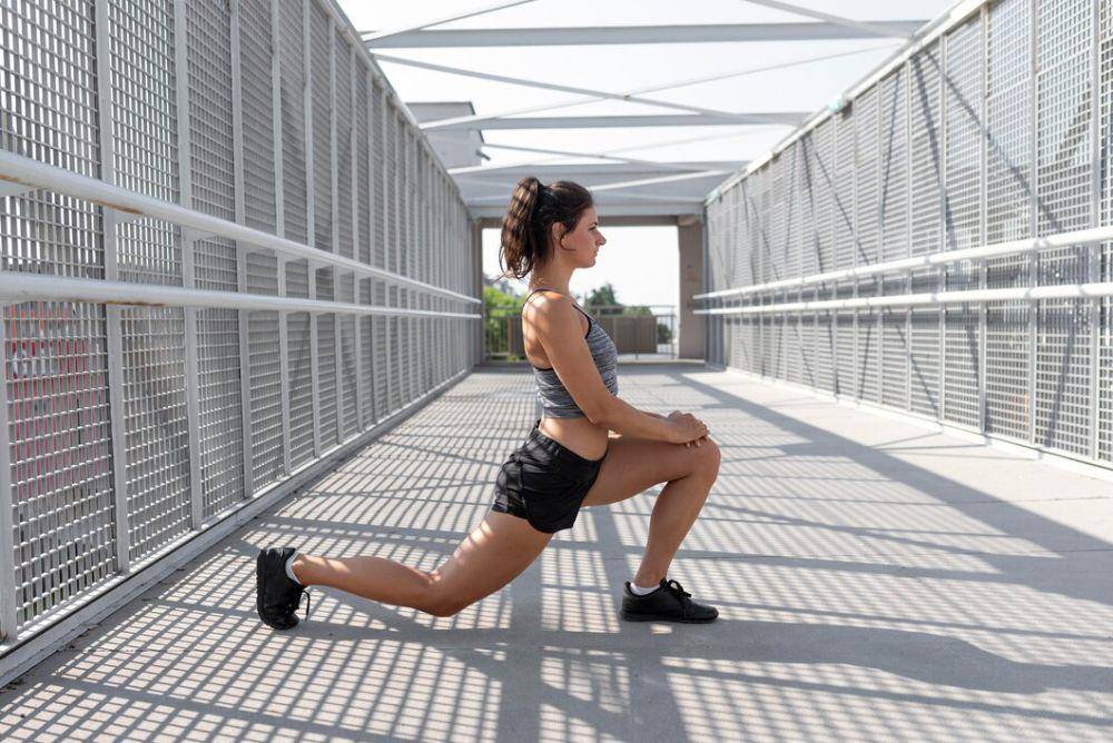 ilustrasi workout (freepik.com/freepik)