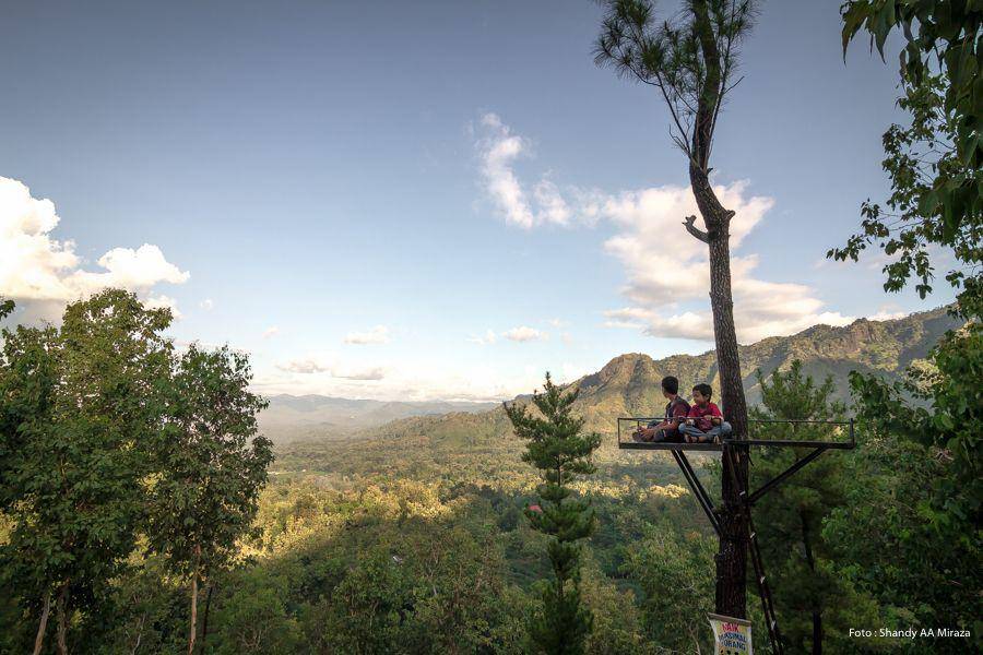 Gunung Beruk (https://www.karangpatihan.com/)