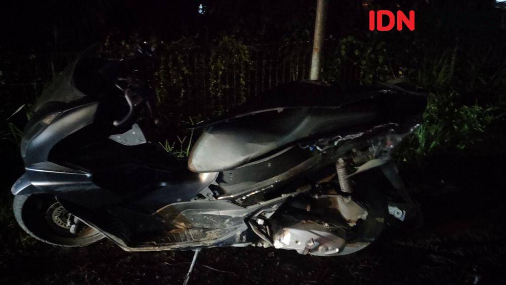 Motor tabrakan di depan IPB Dramaga Kabupaten Bogor, Jawa Barat beberapa hari lalu. (Linna Susanti/IDN Times).