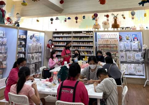 The Handcrafter Lippo Mall Puri (www.thehandcrafter.com)