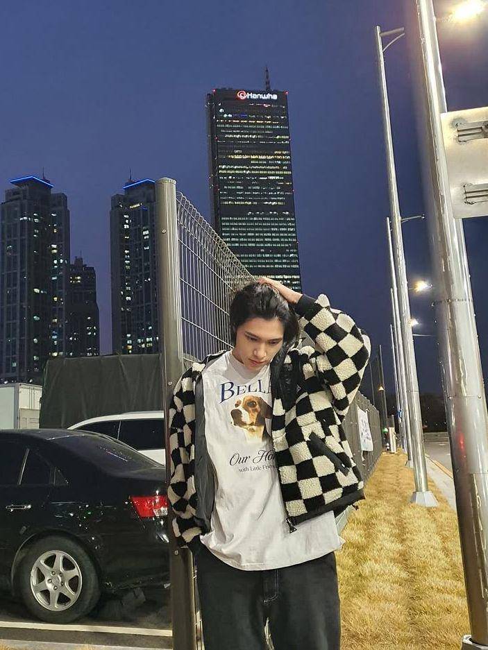 potret Hendery WayV (instagram.com/i_m_hendery)