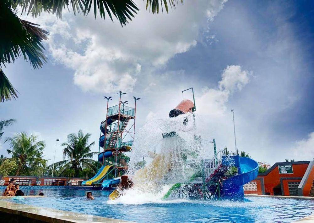 waterpark di dalam Kemenuh Butterfly Park (instagram.com/kemenuhbutterflypark)