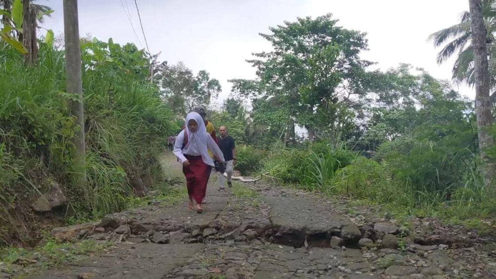 Bencana tanah gerak di Kabupaten Trenggalek. IDN Times/ istimewa
