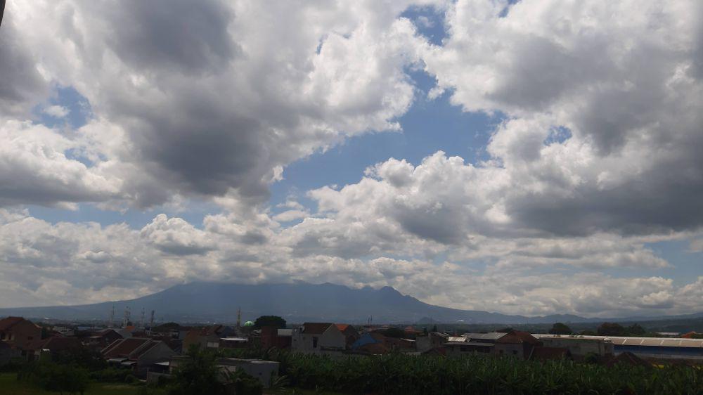 Cuaca Bali Hari Ini 10 Juni 2025 Diprediksi Berawan