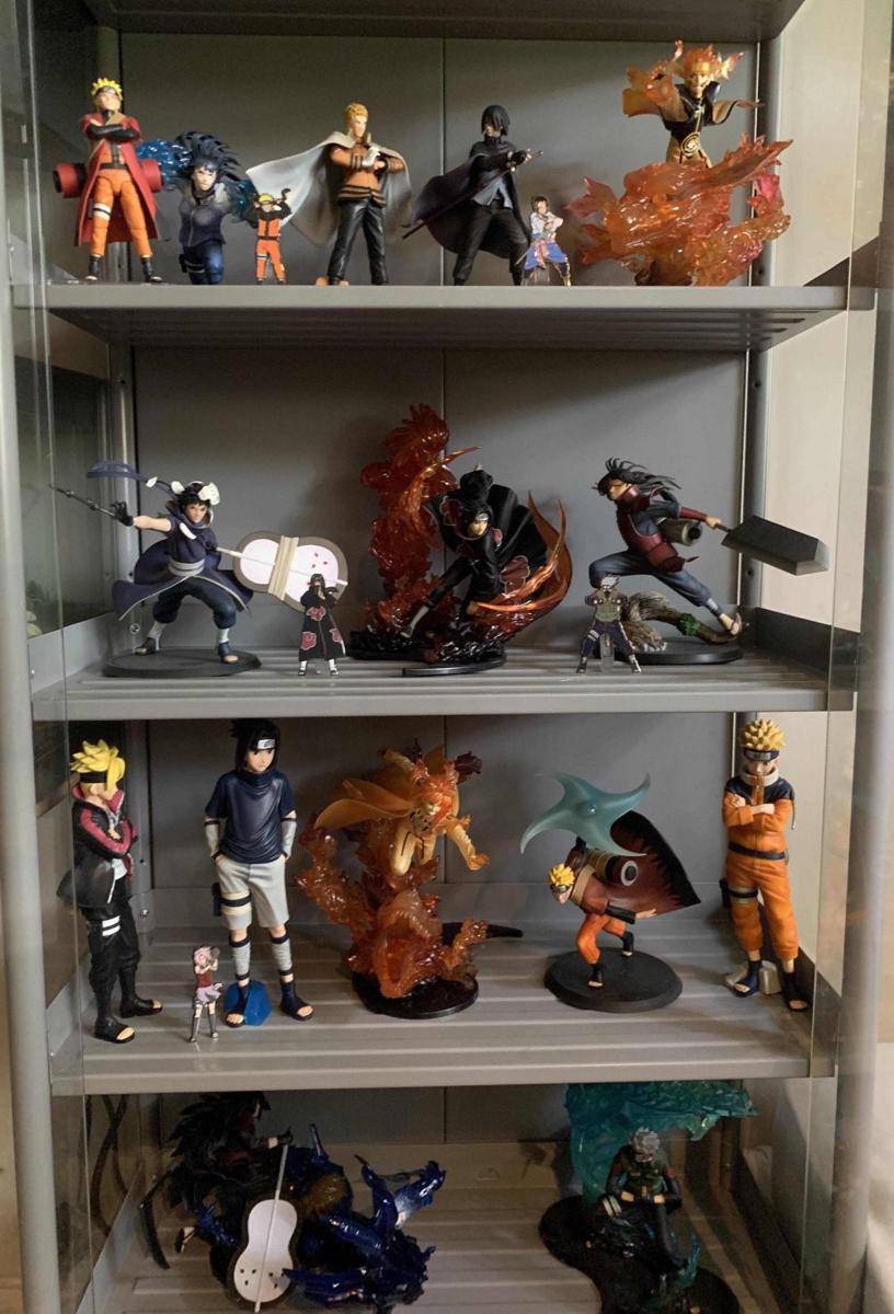 potret koleksi khusus klan Uchiha (reddit.com/user/TheLonelyHunterXD)