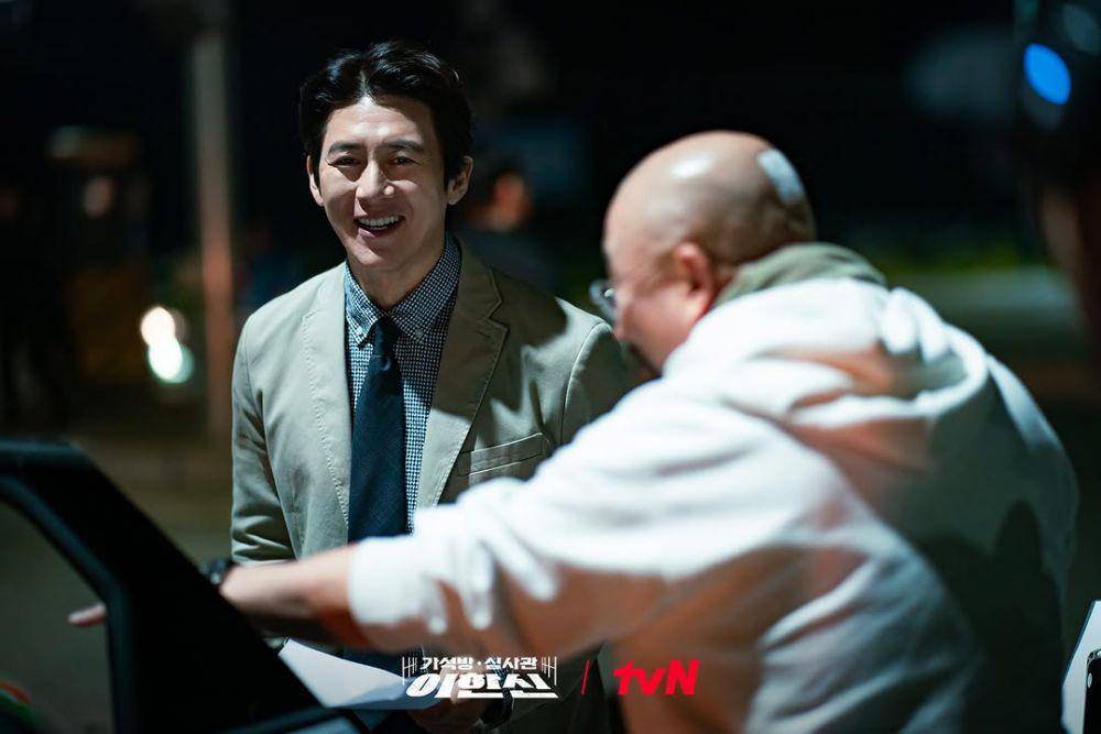 behind the scene drama Parole Examiner Lee (dok. tvN Drama)