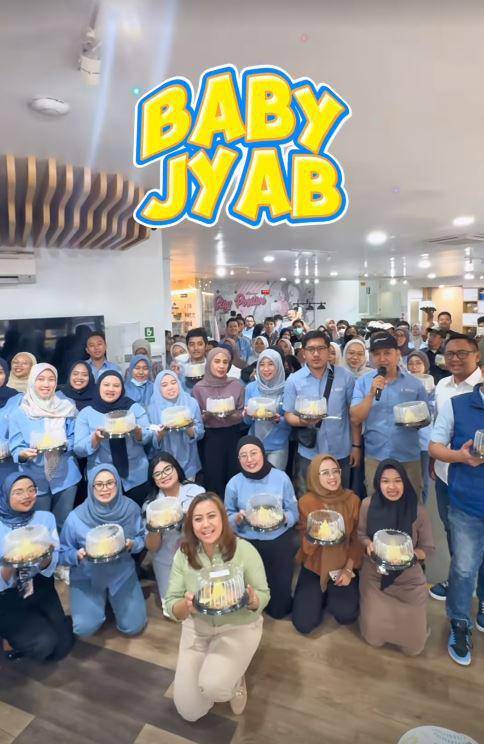 syukuran kelahiran putra Juragan 99 (Instagram.com/juragan_99)