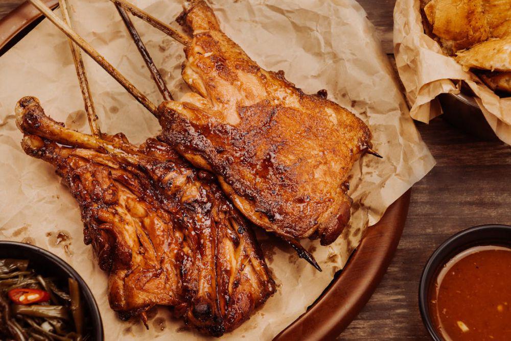10 Makanan yang Cocok Dipanggang dengan Saus BBQ, Makin Enak!