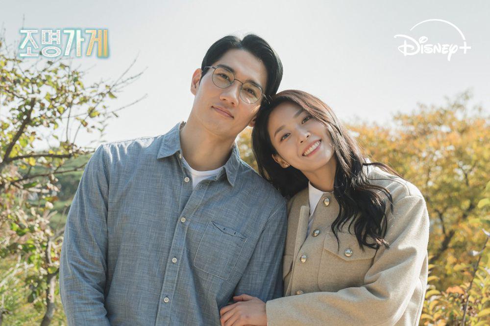 4 Teori Penyebab Kim Hyun Min Tak Mengingat Lee Ji Young di Light Shop