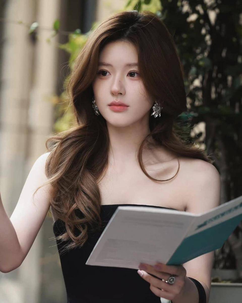 potret ide gaya rambut ala Zhao Lusi (instagram.com/zhaolusi_official)