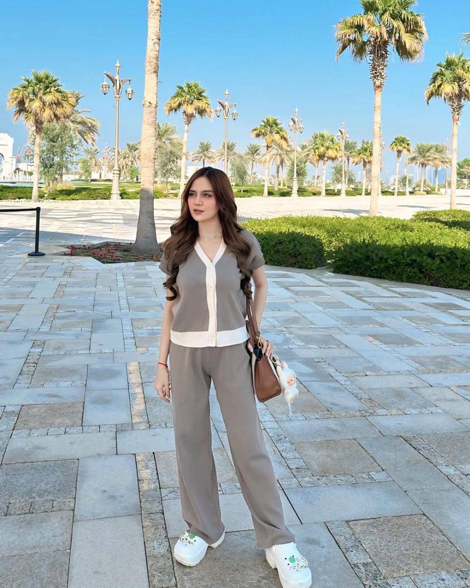 Irenne Ghea (instagram.com/irenneghea_reall)