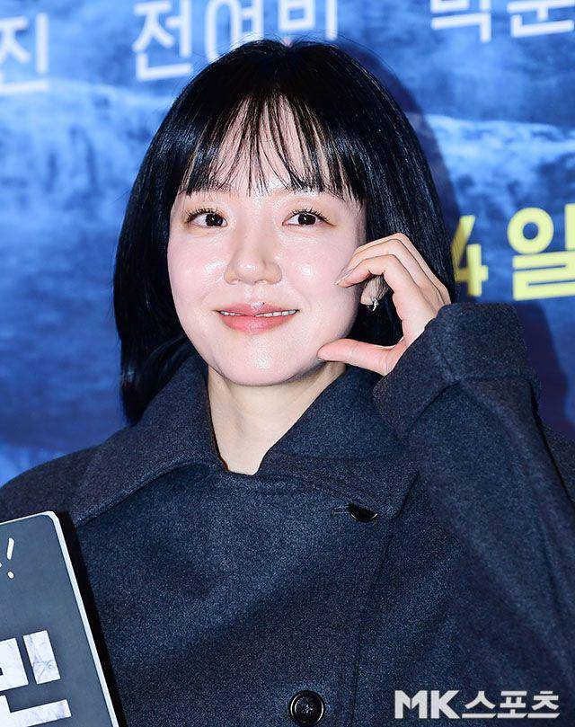 potret Lim Soo Jung di acara VIP premier film Harbin (dok. MK Sports)