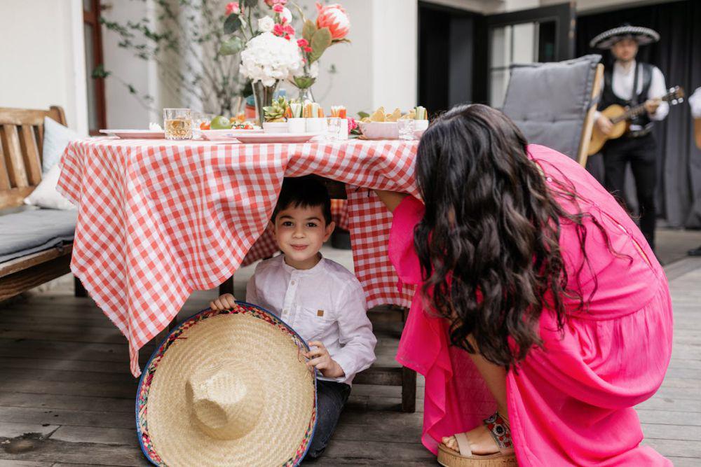 5 Tips Pesta BBQ Tahun Baru yang Aman dan Seru Bersama Anak