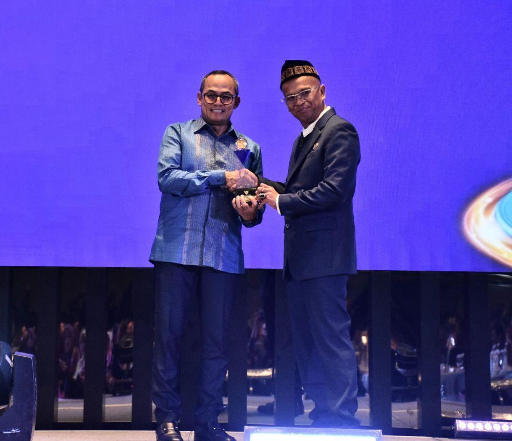 BNI Raih Penghargaan Anugerah Kualifikasi Informatif BUMN dari KIP