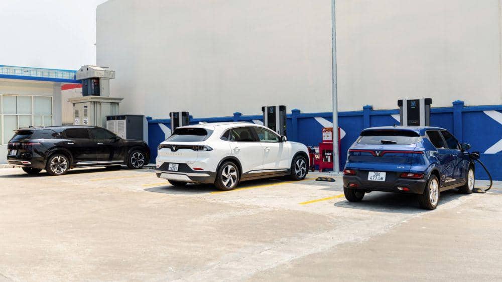 Stasiun pengisian daya listrik (vgreen.net)