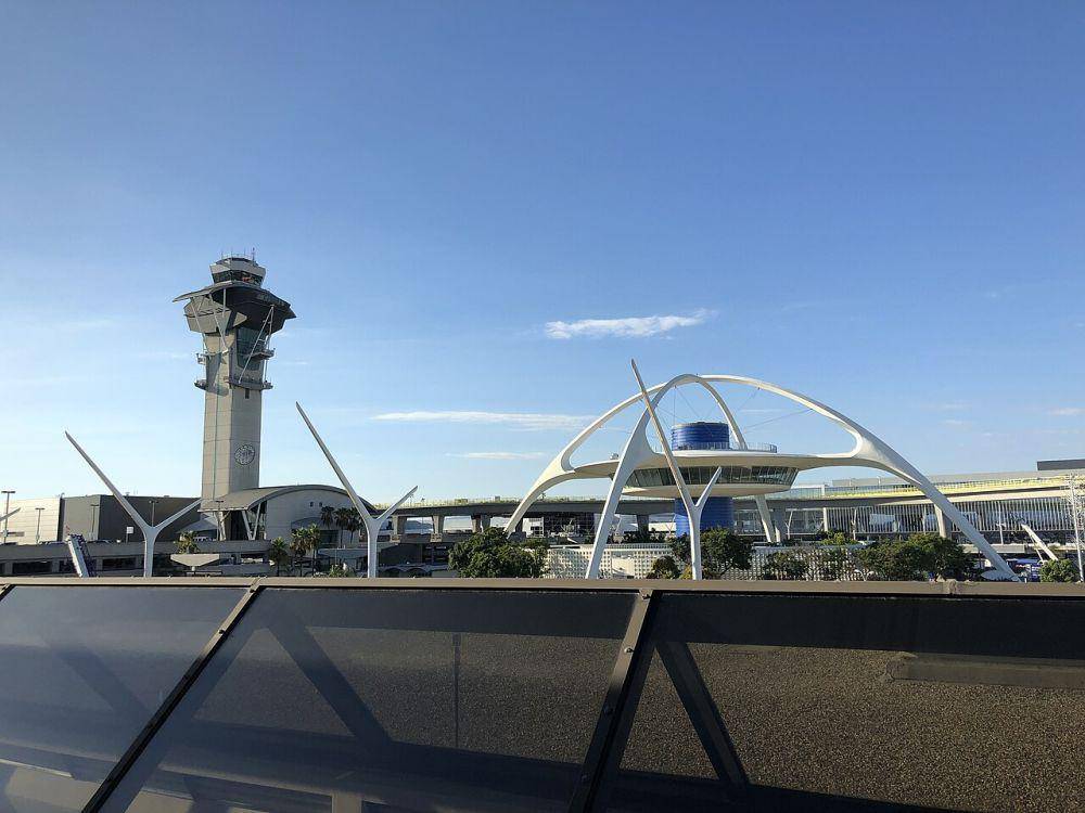 potret Bandara Los Angeles, California, Amerika Serikat (commons.wikimedia.org/Famartin)