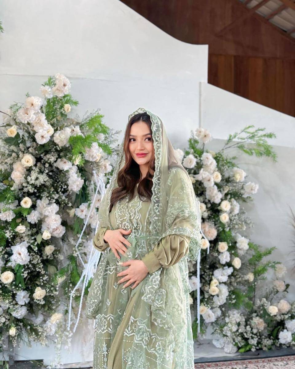 potret pengajian 4 bulan kehamilan kedua Siti Badriah (instagram.com/rezagladys)