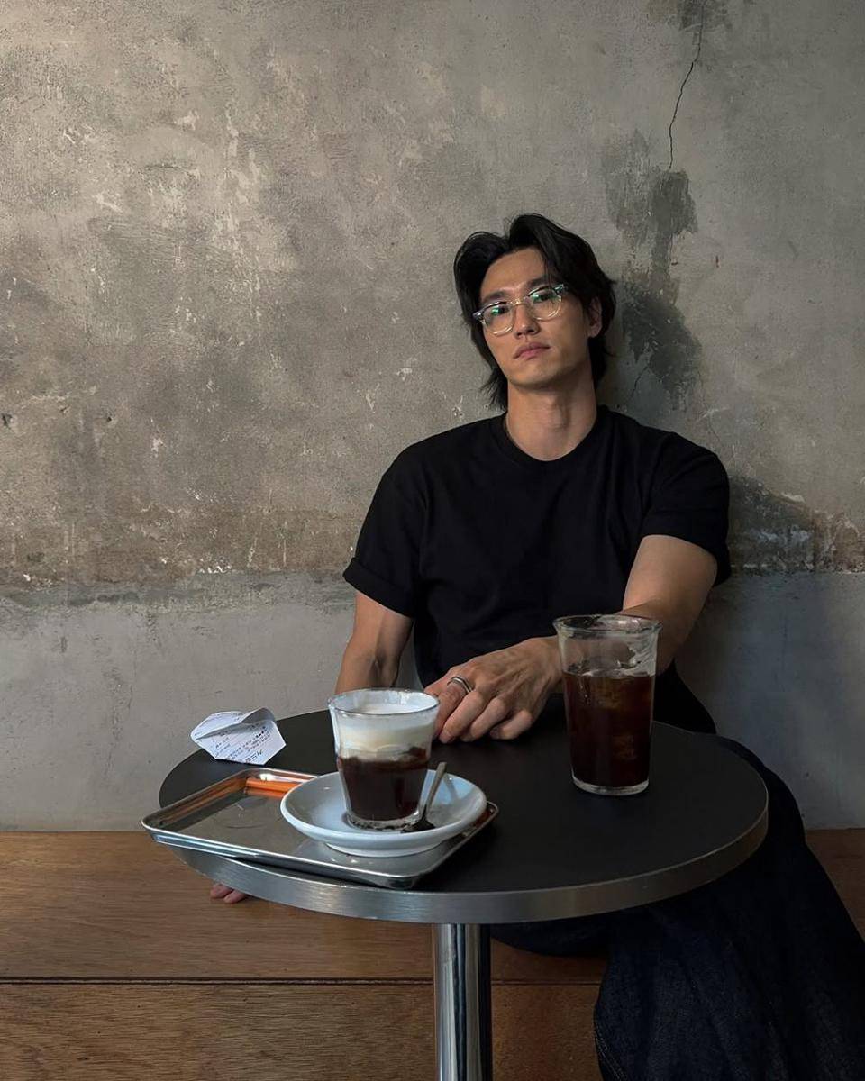 potret casual outfit pria untuk tahun baru (instagram.com/siiiido)