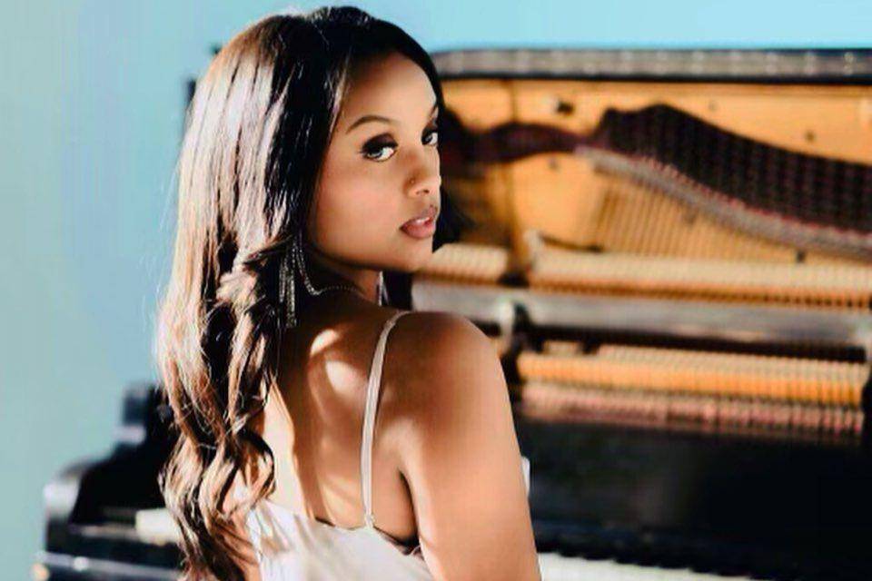 potret Ruth B (Instagram.com/itsruthb)