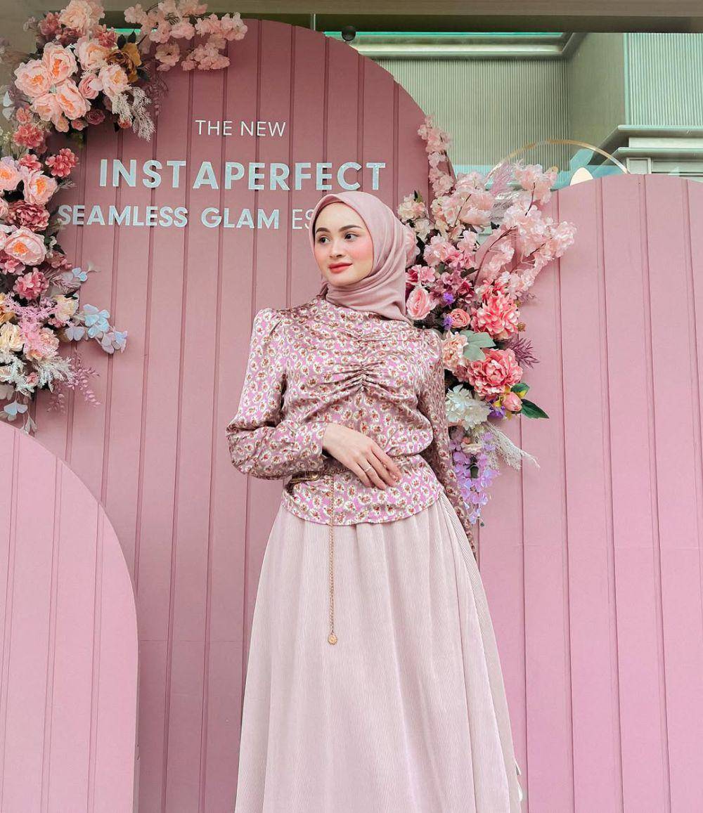 ide gaya busana ala Sabrina Sosiawan (instagram.com/sabrinasosiawan)