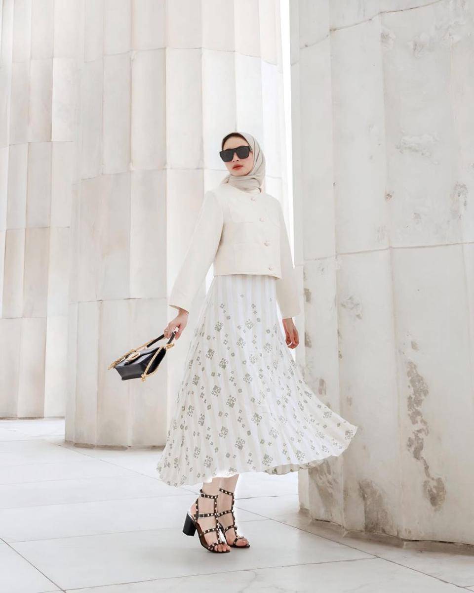 ide gaya busana ala Sabrina Sosiawan (instagram.com/sabrinasosiawan)