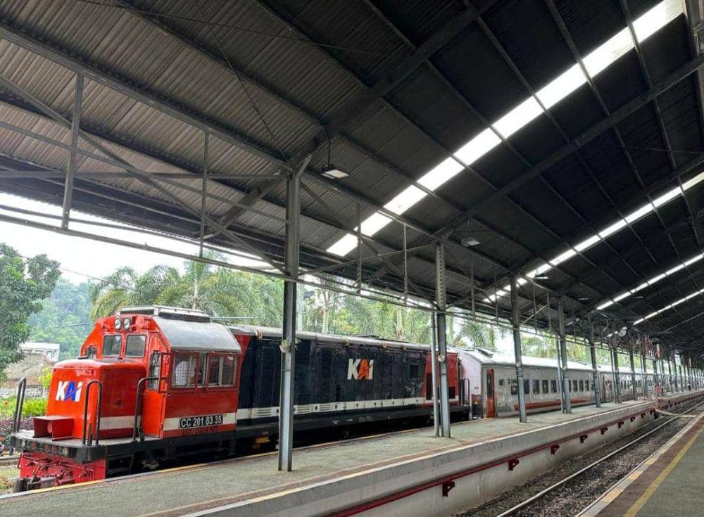 Aktivitas penumpang di KAI Divre IV Tanjungkarang. (Dok. KAI Divre IV Tanjungkarang).