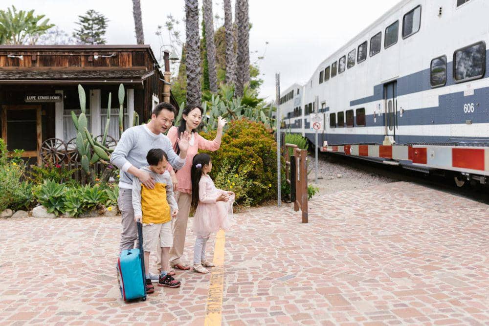 Ilustrasi staycation keluarga (pexels.com/RDNE Stock project)