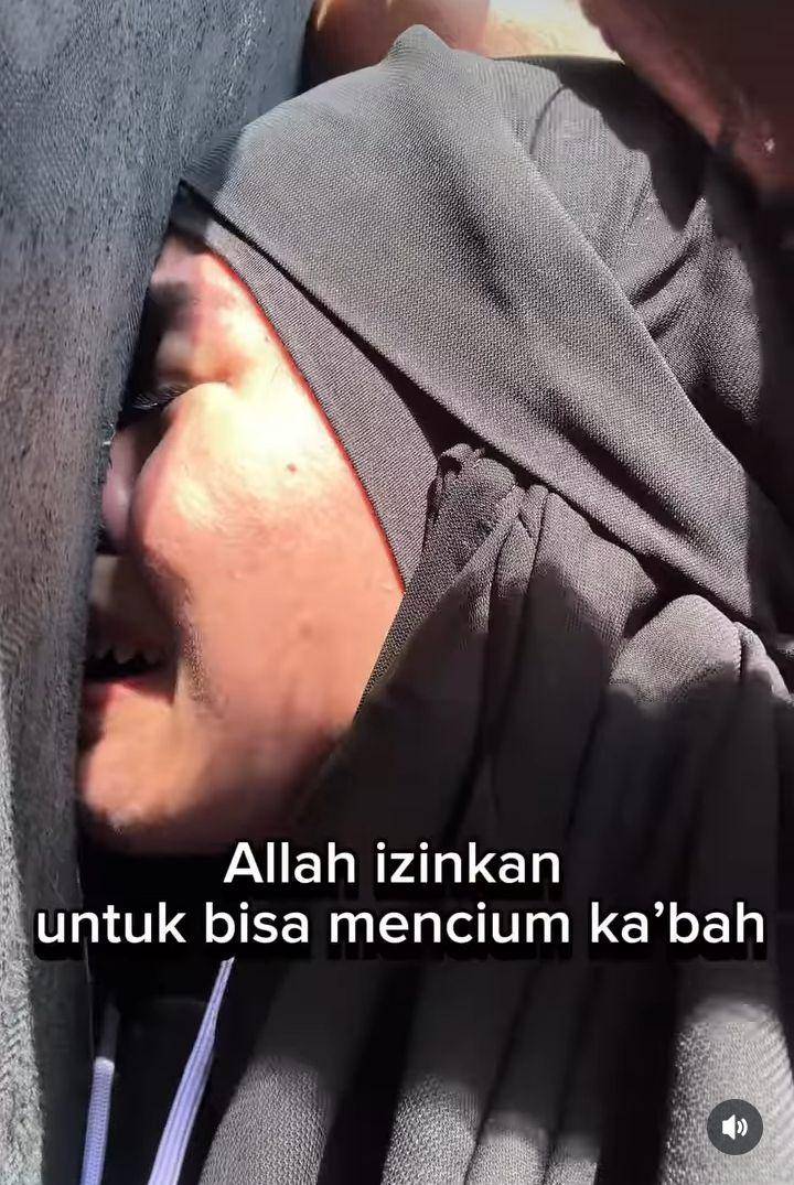 Umrah Ummi Quary (Instagram.com/ummi_quary)