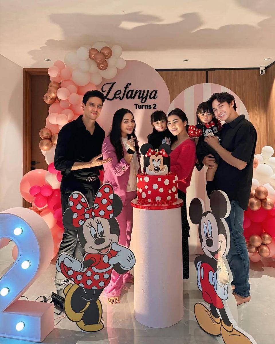 Ultah Zefanya ke-2 (Instagram.com/farahcarpetofficial)