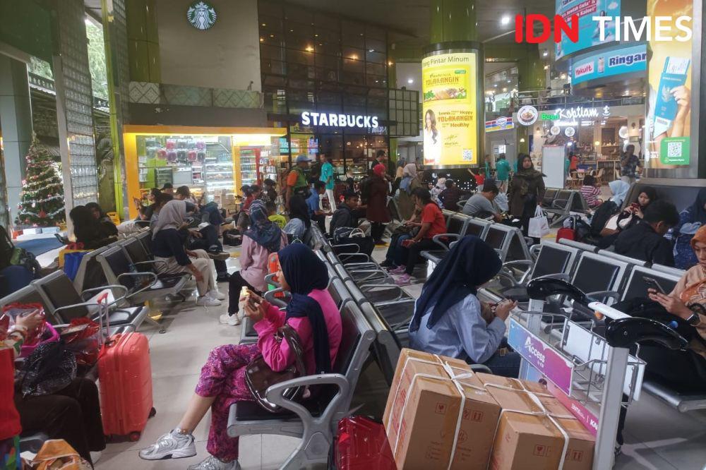 Daftar 10 Stasiun Tujuan Terpadat saat Mudik Lebaran 2025
