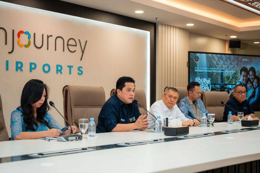 Menteri BUMN, Erick Thohir mengapresiasi transformasi bandara yang dilakukan InJourney. (dok. InJourney)