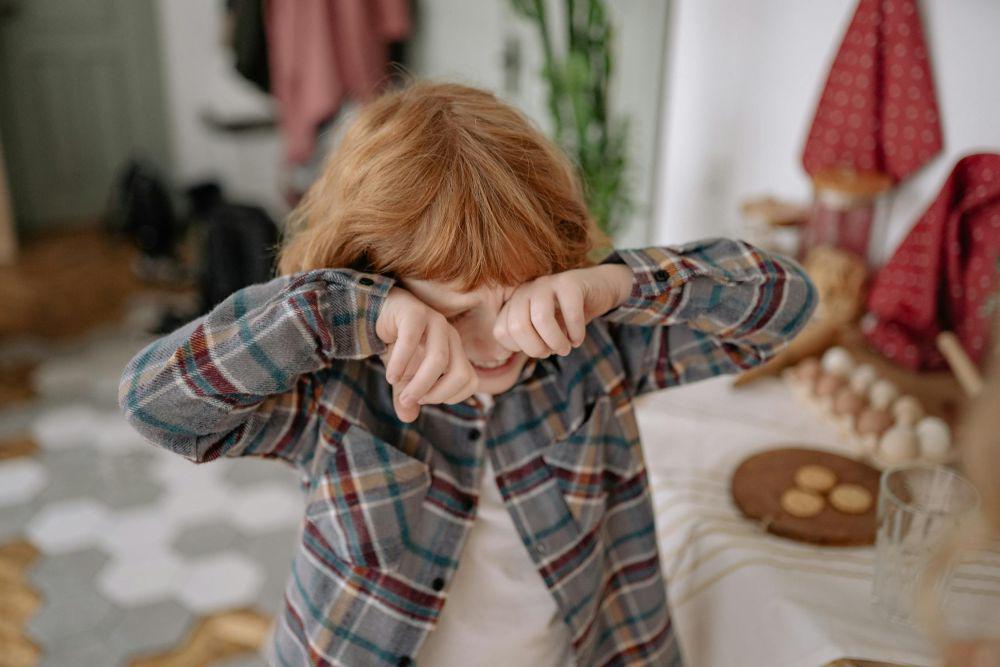 5 Solusi Tepat Menghadapi Tantrum Anak Tanpa Kepancing Emosi, Bisa?
