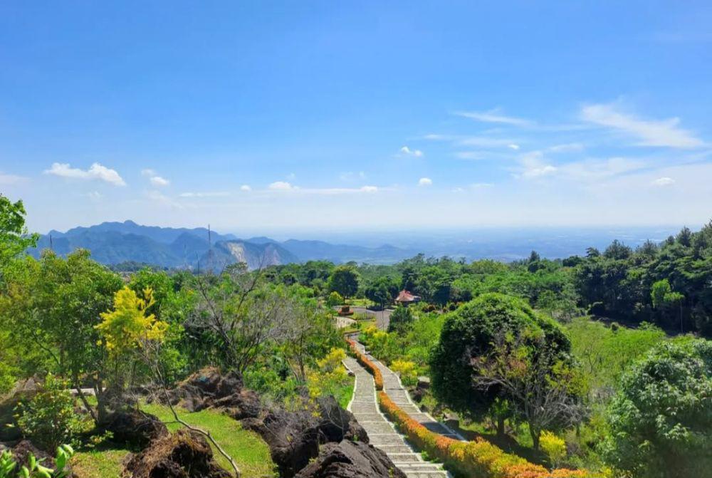 Kebun Raya Kuningan