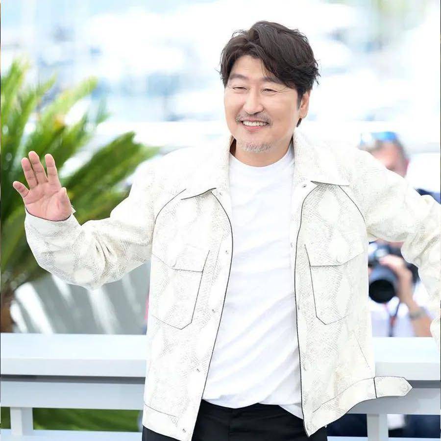 potret Song Kang Ho (instagram.com/sublime__official)