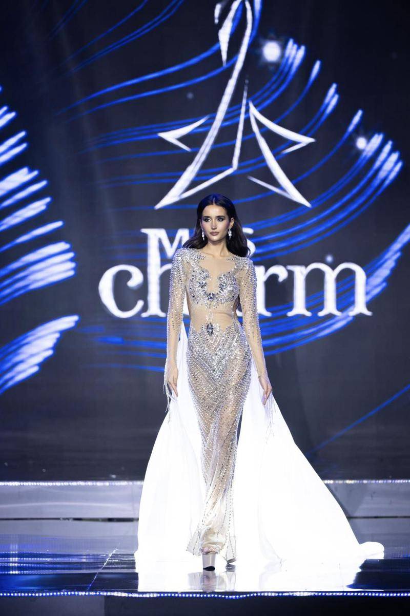 Potret Finalis di Preliminary Gaun Malam Miss Charm 2024 (Hùng Vũ Team for Facebook.com/Miss Charm)