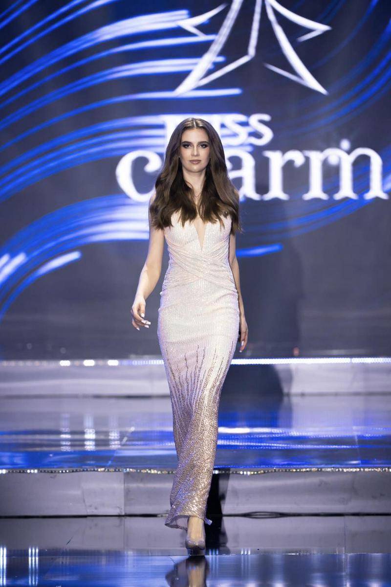 Potret Finalis di Preliminary Gaun Malam Miss Charm 2024 (Hùng Vũ Team for Facebook.com/Miss Charm)