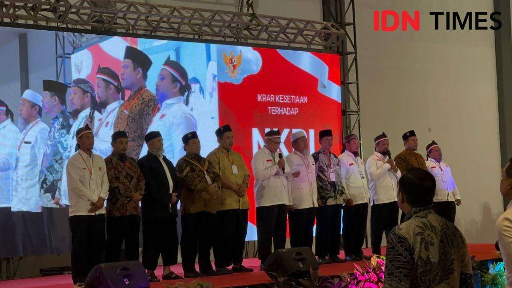 Deklarasi anggota Jamaah Islamiyah (JI) kembali ke NKRI di Hall Terminal Tirtonadi, Solo. (IDN Times/Larasati Rey)